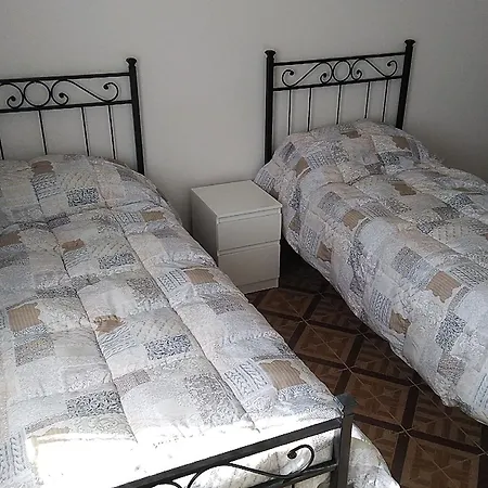 Orgiano Rooms Homestay *