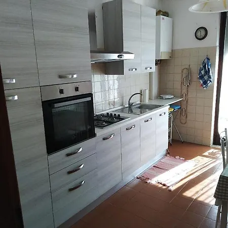 Orgiano Rooms Homestay *